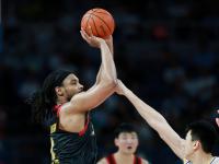 华体会电竞-球员们在比赛中克服困难取得胜利