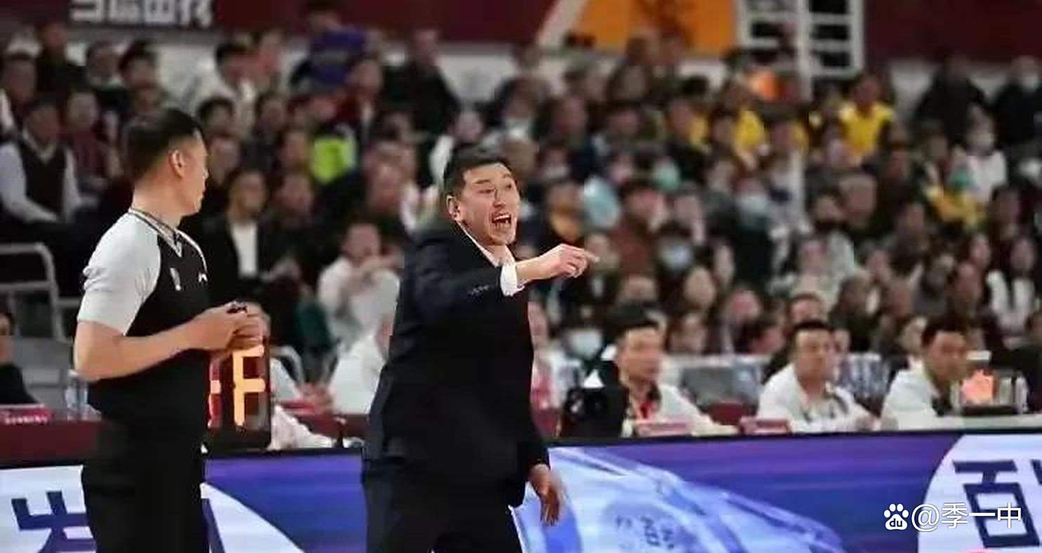 凭借一波上海队,CBA季后赛成功绝杀,现场教练席炸锅 凭借一波上海队,CBA季后赛成功绝杀,现场教练席炸锅