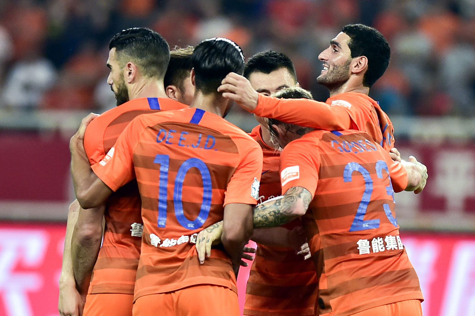 中超比赛中一支球队获得胜利,实力备受认可 中超比赛中一支球队获得胜利,实力备受认可