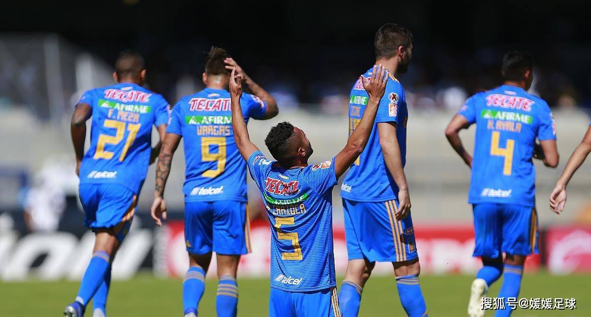 墨尔本足球队在比赛中展现出强大实力 墨尔本足球队在比赛中展现出强大实力