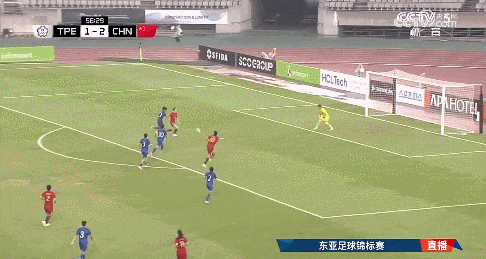 球员团结应对意外,女足比赛惊险不断的简单介绍 球员团结应对意外,女足比赛惊险不断的简单介绍