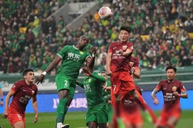 恒大新援表现神勇,帮助球队击败国安 恒大新援表现神勇,帮助球队击败国安