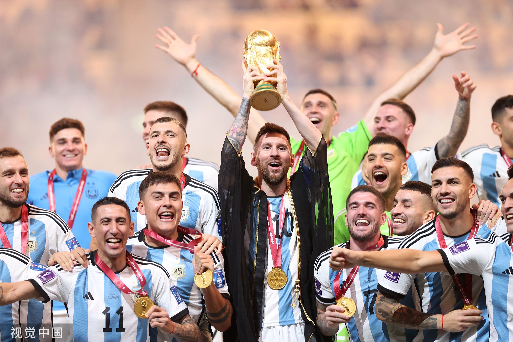 卡塔尔队实力强劲，雄踞比赛榜首