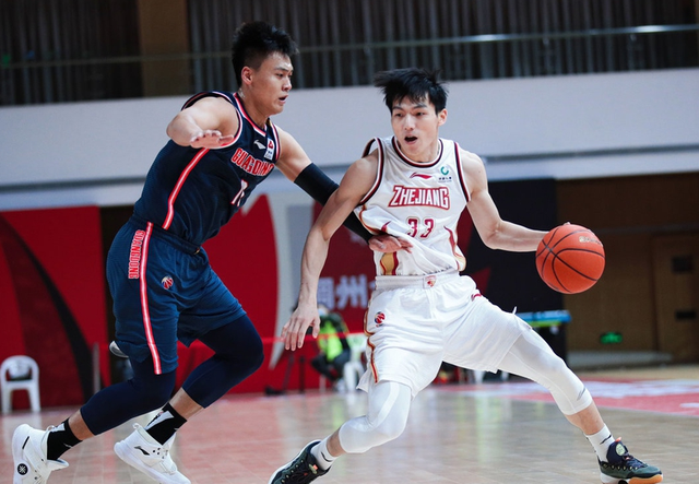 广东精彩逆转，再次证明实力的简单介绍